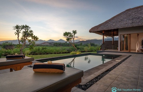 Kalisada Villa | DeLuxe 1BR villa with pool and breathtaking ocean view!
