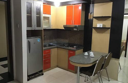 Panunggangan Utara Appartement | Deluxe 2BR Apt avec Vue sur la Ville - 1715 GWR