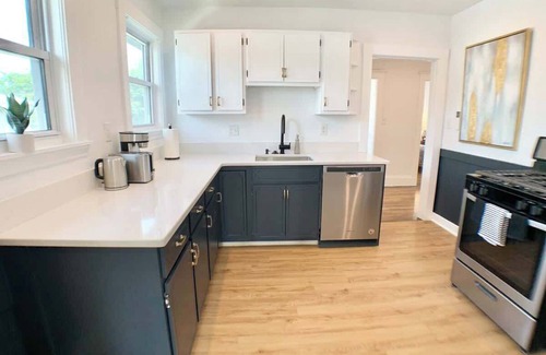 Arlington Copropriété | Deluxe and Bright 3Br, King Bed,W/D,Parking