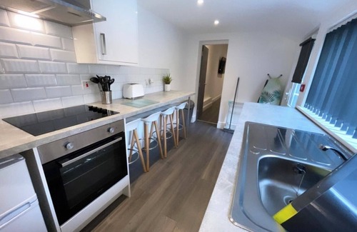 Blackpool Town Center Appartement | de Luxe-Appartement-Salle de bain privée séparée-Vue sur Jardin-Hottub