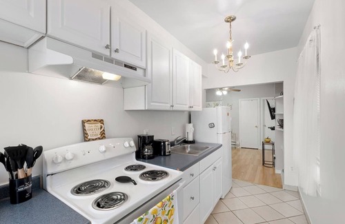 Washington Square West Appartement | Tranquillité dans le centre-ville / Entrez dans l'action près du métro