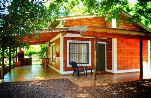 Puerto Iguazu Chalet De Ski | Cabane de Luxe avec Piscine près des Chutes d'Eau
