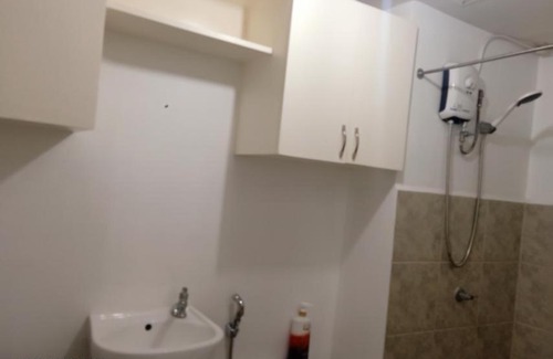 Las Pinas Appartement | Deluxe Condominium for Rent
