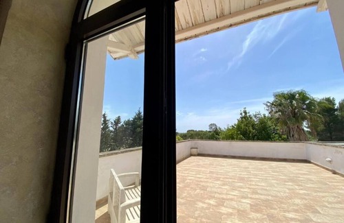 Sternatia Appartement | Chambre Double ou Lits Jumeaux de Luxe avec Jardin - Sternaesa