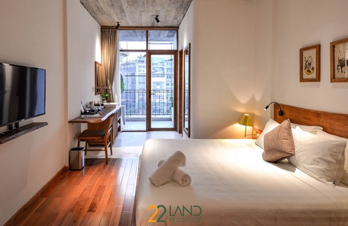 Dich Vong Maison | Deluxe double or twin in 22Land Residence