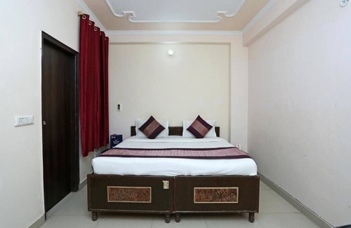 Mahipalpur Hôtel | Deluxe Double Room - 2 Adults + 1 Child - Hotel Ramida Suites At Delhi Airport