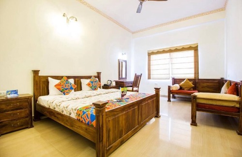 Jagatpura Lit Et Petit-Déjeuner | Deluxe Double Room #6/ W breakfast