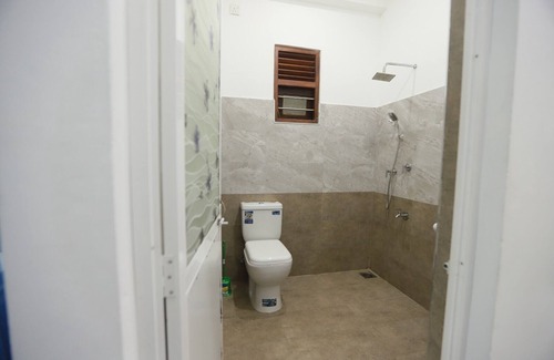 Weligama Hôtel | Deluxe Double Room with Balcony 1/1 person - Surfside Retreat Weligama