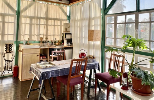 Al Duqqi Appartement | Deluxe Glasshouse - Houseboat65, Zamalek island - Central Cairo