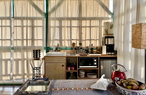 Al Duqqi Appartement | Deluxe Glasshouse - Houseboat65, Zamalek island - Central Cairo