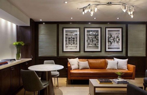 Theater District Hôtel | Deluxe King Room at The Muse New York