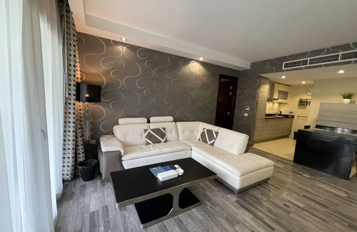 Heliopolis Appartement | Deluxe King Studio - 5 min away from Airport