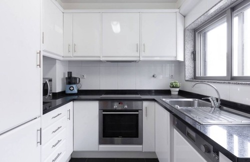 Lordelo do Ouro e Massarelos Appartement | Spacieux appartement lumineux avec balcon par Host Wise