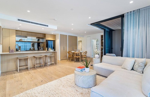 Palm Beach Appartement | Deluxe Palm Beach Getaway