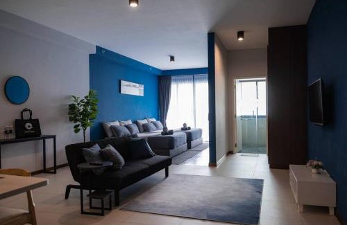 Tanjung Bungah Appartement | Deluxe Seaview Suite Twin Bed by The Only Bnb