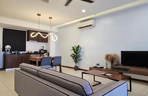 Tanjung Bungah Appartement | Deluxe Seaview Suite Twin Bed by The Only Bnb