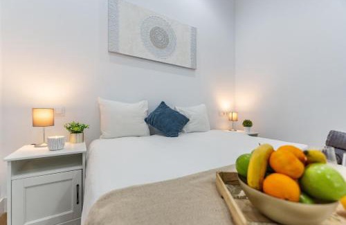 Ciudad Universitaria Appartement | Deluxe Signature Studio - Malaga Center