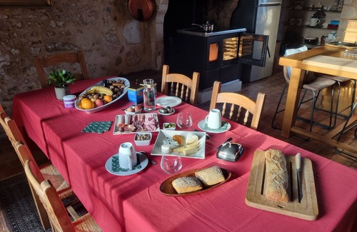 Panon Maison | DEMEURE AUTHENTIQUE DU XVÈME SIÈCLE AU CALME.