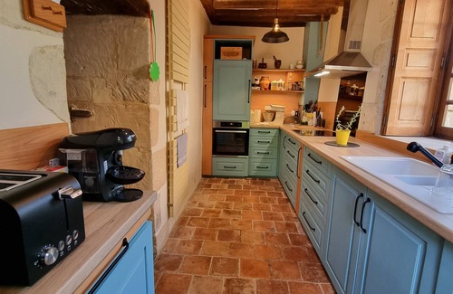 Panon Maison | DEMEURE AUTHENTIQUE DU XVÈME SIÈCLE AU CALME.