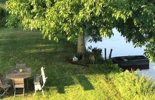 Ardentes Maison | Demeure charmante bordant l'Indre avec piscine, vélos, barque, canoé, pédalo et coin pêche. - FR-1-591-153