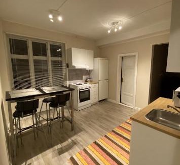 Jorn Appartement | Den Rosa hus!!