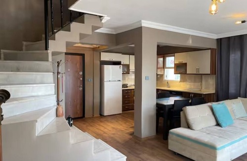 Kusadasi Villa | Denize 5 Dakika Mesafede, Merkezde Konforlu Villa