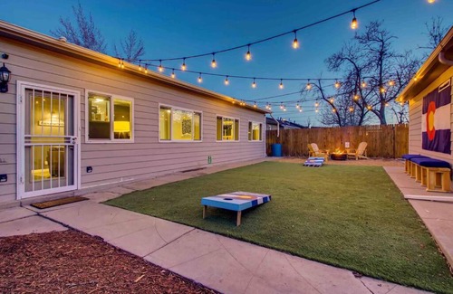 Denver Maison | Denver Den for 10- “Amazing place for groups!”