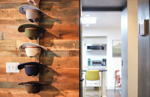 Virginia Village Maison | Denver Oasis: Hot Tub, Sauna & Shuffleboard, Pets!