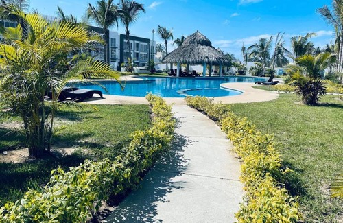 Boulevard Barra Vieja Appartement | Departamento con club de Playa en Acapulco