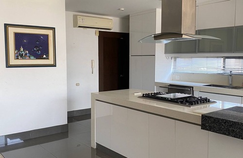 Kennedy Appartement | Departamento de 2 Pisos en Kennedy Vieja