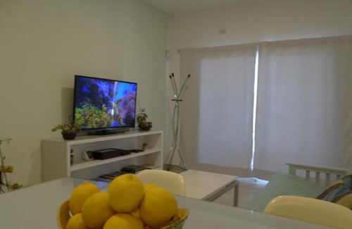 Adrogue Appartement | Departamento de dos ambientes a 60 metros de la plaza de Adrogué
