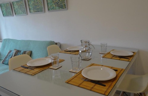 Adrogue Appartement | Departamento de dos ambientes a 60 metros de la plaza de Adrogué