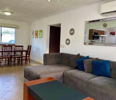 Playa Diamante Appartement | Departamento en Pb frente a la alberca