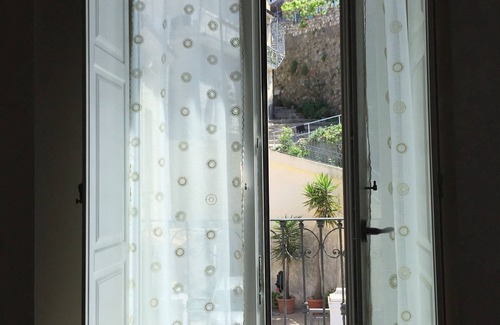 Pizzo Appartement | DEPENDANCE DELLE GRAZIE dans le charmant Pizzo à la mer + PARKING + WIFI