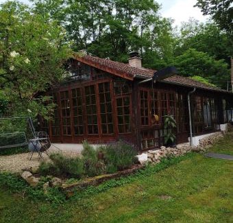 Saint-Vallier Lit Et Petit-Déjeuner | Dependance du Moulin Galuzot