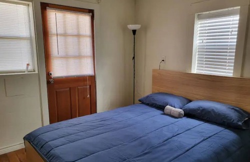 Laguna Park Appartement | Derekville #8 - Private Unit - Gated Pool