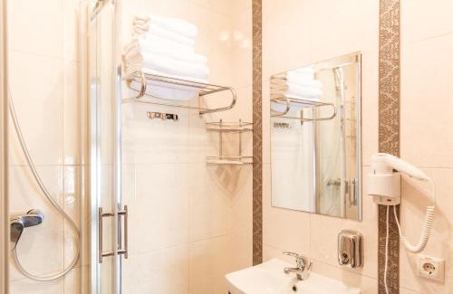 Verem'ya Maison | Dergachov Guest House