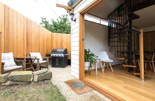 Lindisfarne Appartement | Derwent River Apartment - Near the Waterfront!