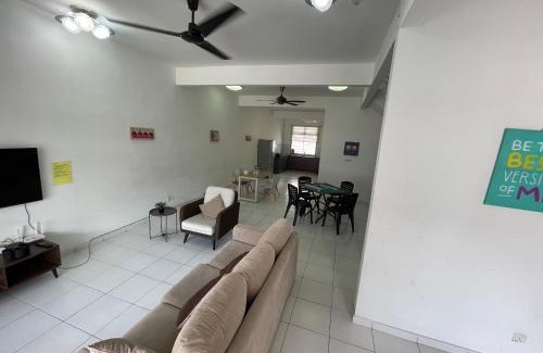 Taman Desa Tebrau Maison | Desa Tebrau 2 5mins IKEA Toppen PeiKin AICC HeLiXuan Restaurant