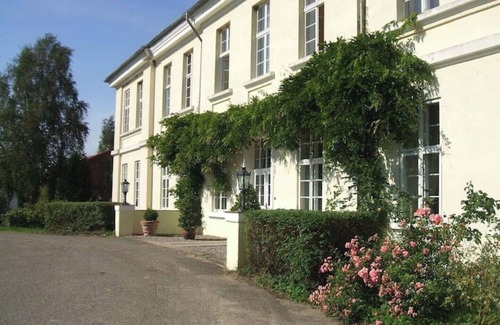 Behren-Luebchin Maison | Description