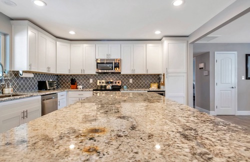 Tempe Maison | Desert-Chic Arizona home with pool, near ASU.