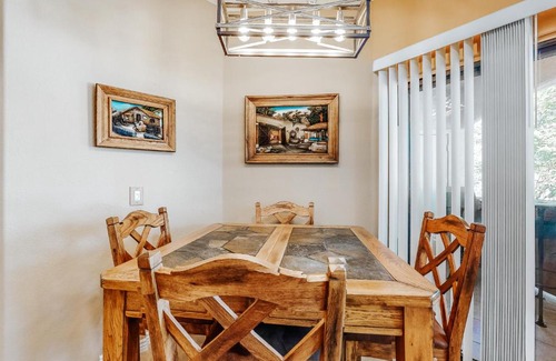 Maryvale Maison | Desert Darling