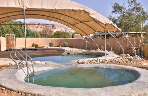 Tsukim Cabine | Desert Days mud cabin's Resort