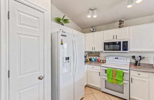 Parkwood Ranch Maison | Desert Haven with Heated Pool