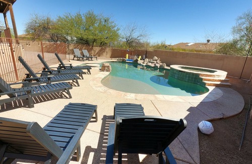 Tucson Maison | Desert Hills Fun Home! Pool/Spa/6Bedroom/8Bed/Movie Theater Sleeps 15 people