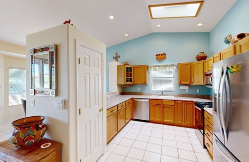 Tucson Estates Maison | Desert home with view of the mountains, fire pit & wifi