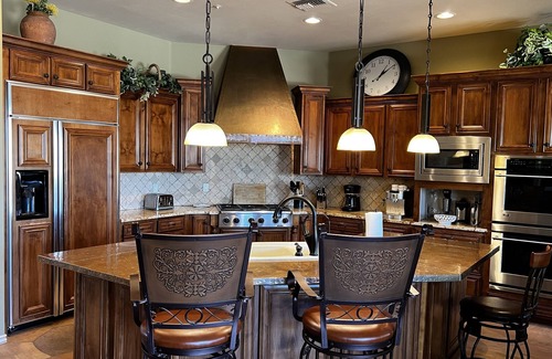 Scottsdale Maison | Desert living with gourmet kitchen, pool, spa, and separate casita!
