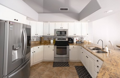 Val Vista Lakes Maison | Desert Oasis in Val Vista Lakes - Heated Pool