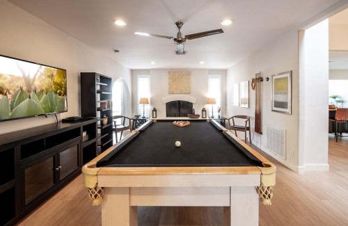 Avant Maison | Desert Oasis Resort Style Backyard Sleeps 18 Games
