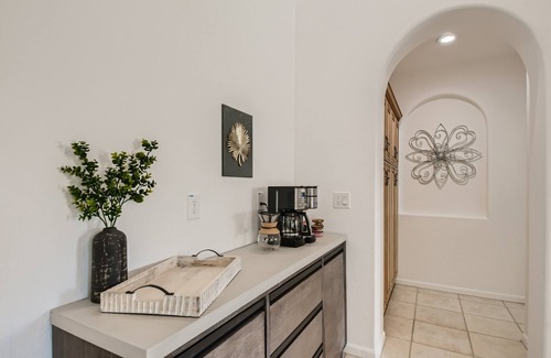 Val Vista Lakes Maison | Desert Palm Villa - Heatable Pool, Large 1 Story, 2 Ensuites
